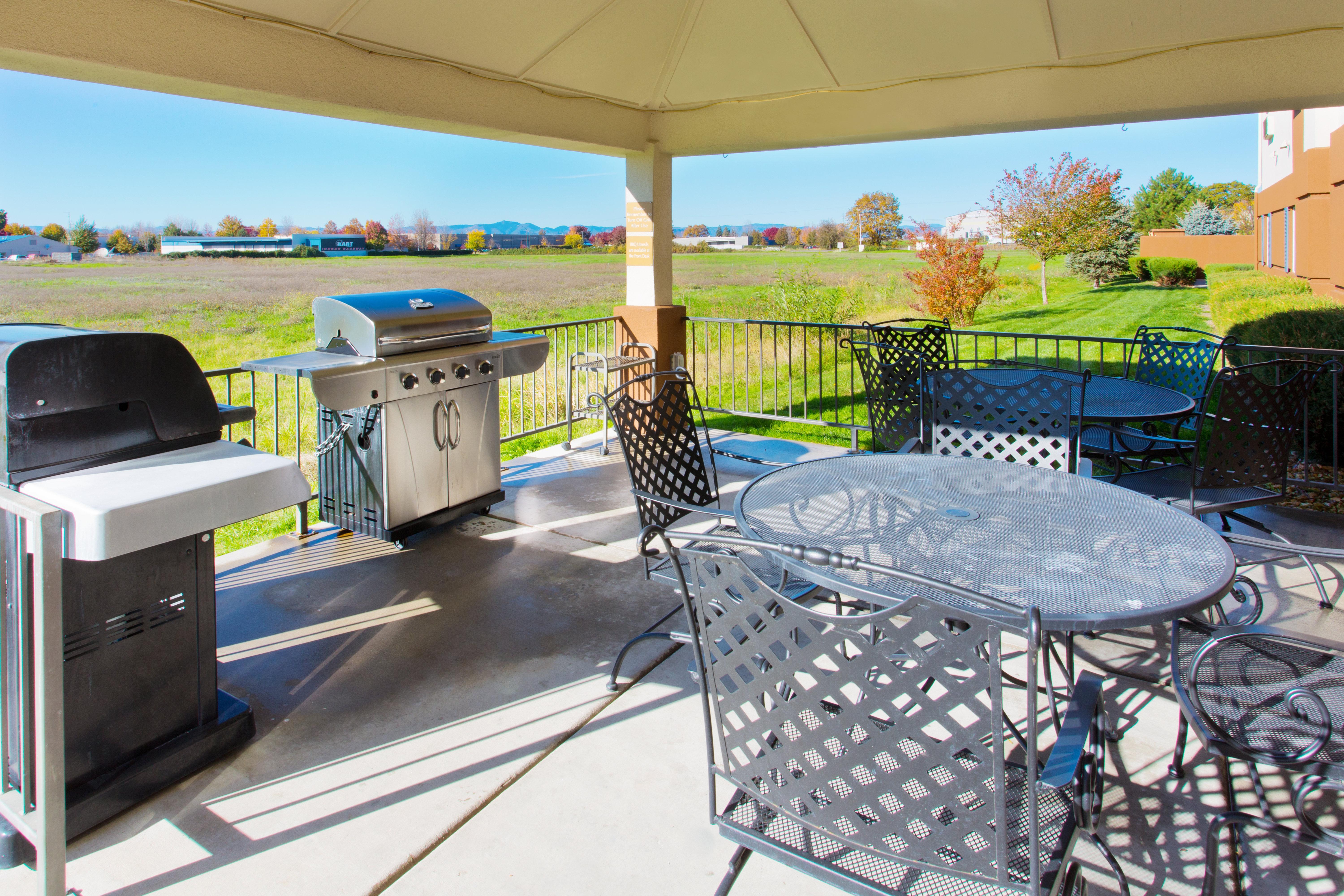 Candlewood Suites Medford By Ihg Exterior foto