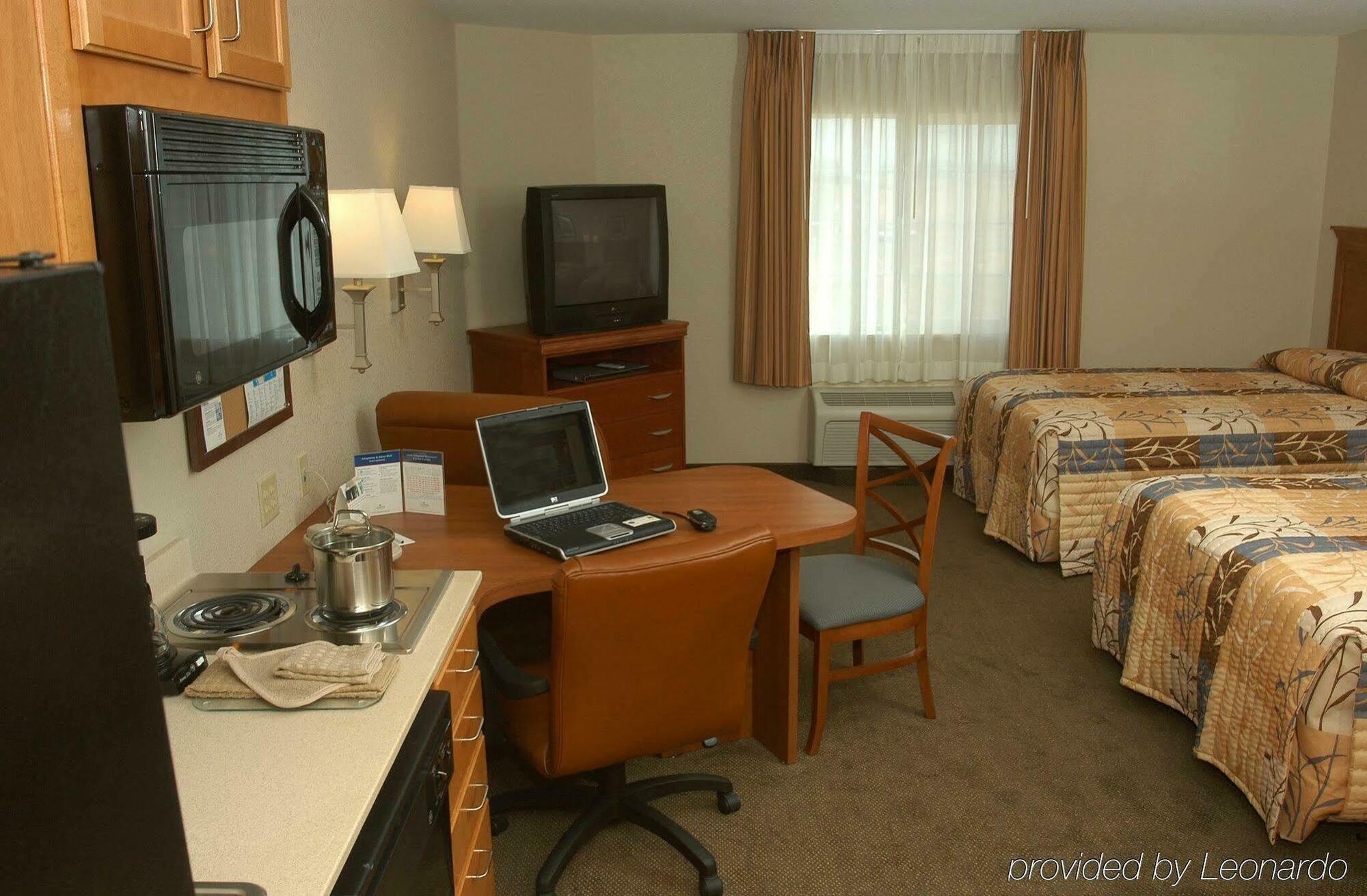 Candlewood Suites Medford By Ihg Exterior foto